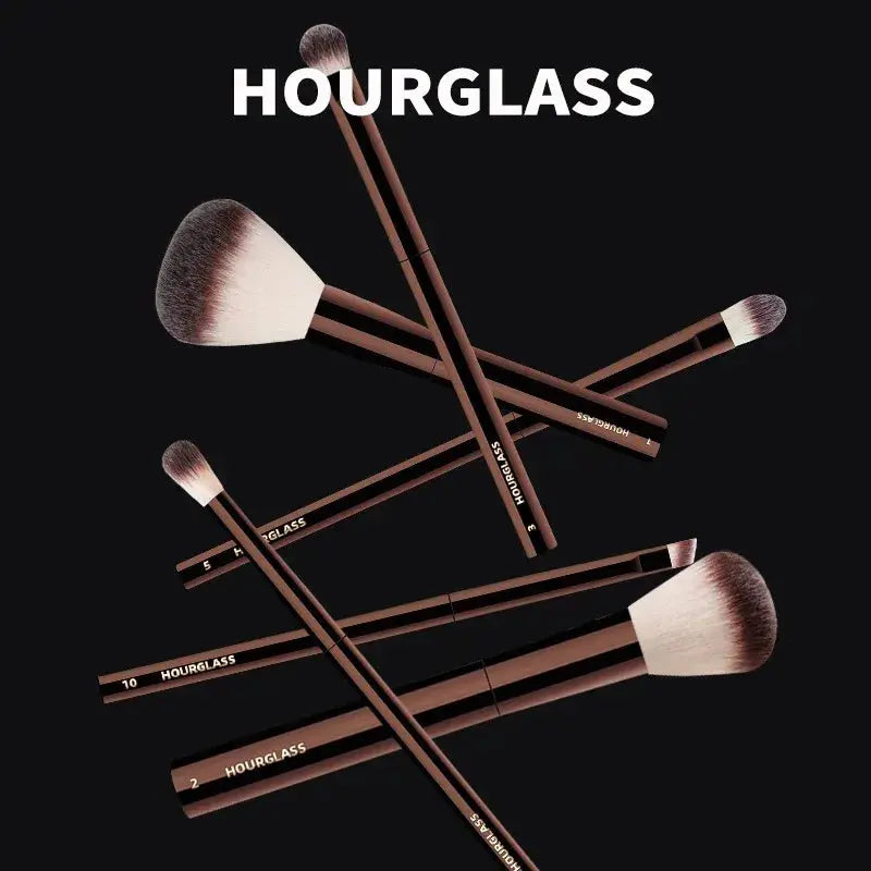 Hourglass Veil Powder Brush No 18 Soft Fiber-4